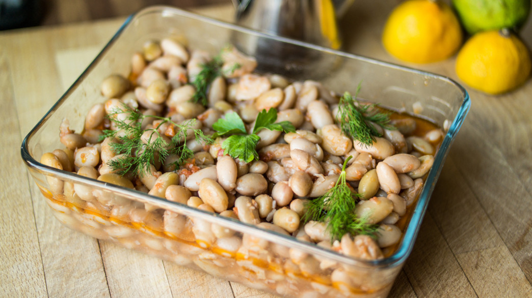 שעועית לבנה בתנור