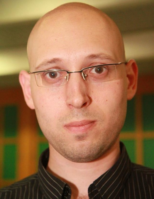 ד"ר רועי צזנה ד"ר רועי צזנה