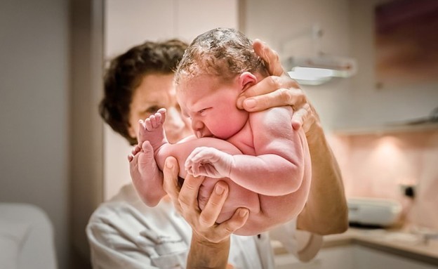 זוכה בתחרות תמונות הלידה (צילום: רנאטה ואן לית')