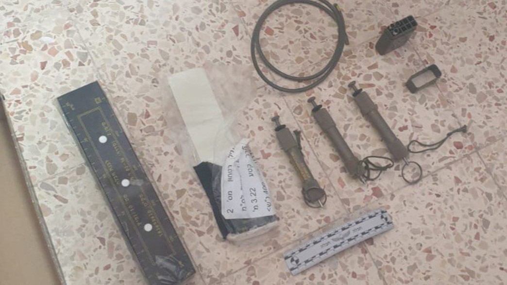 אמל"ח שנתפס בבאר שבע אמל"ח שנתפס בבאר שבע