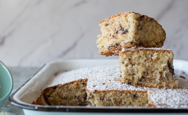 עוגת קוקוס ושוקולד צ'יפס בתבנית