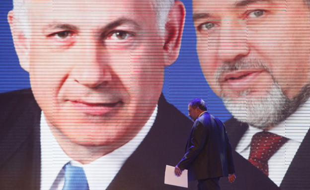 אביגדור ליברמן ובנימין נתניהו (צילום: מרים אלסטר, פלאש 90) אביגדור ליברמן ובנימין נתניהו (צילום: מרים אלסטר, פלאש 90)
