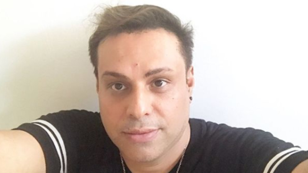 מומי לוי מומי לוי