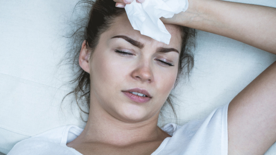 אישה חולה (צילום: Shutterstock)