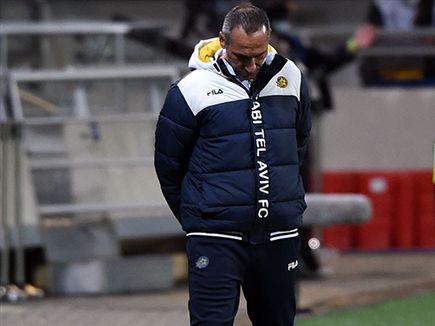 בדרך החוצה? דוניס (ברני ארדוב)