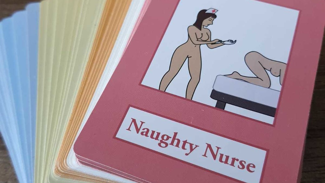 משחק קלפים "סקס לסבי" משחק קלפים "סקס לסבי"