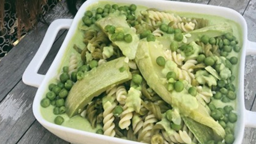 פסטה אפונה וקישואים של ירדן הראל