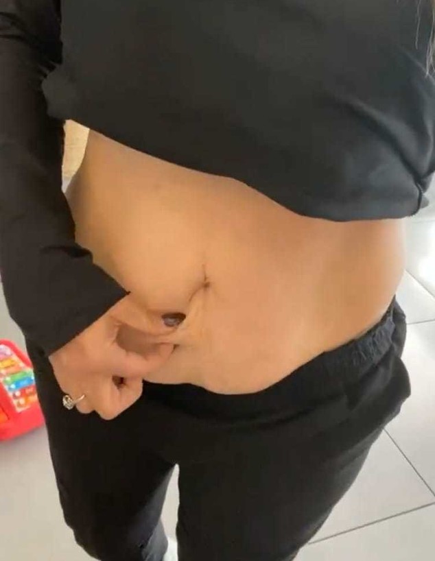 ליהיא גרינר חושפת את הבטן. דצמבר 2020 (צילום: אינסטגרם – lihisunshine, מתוך instagram)