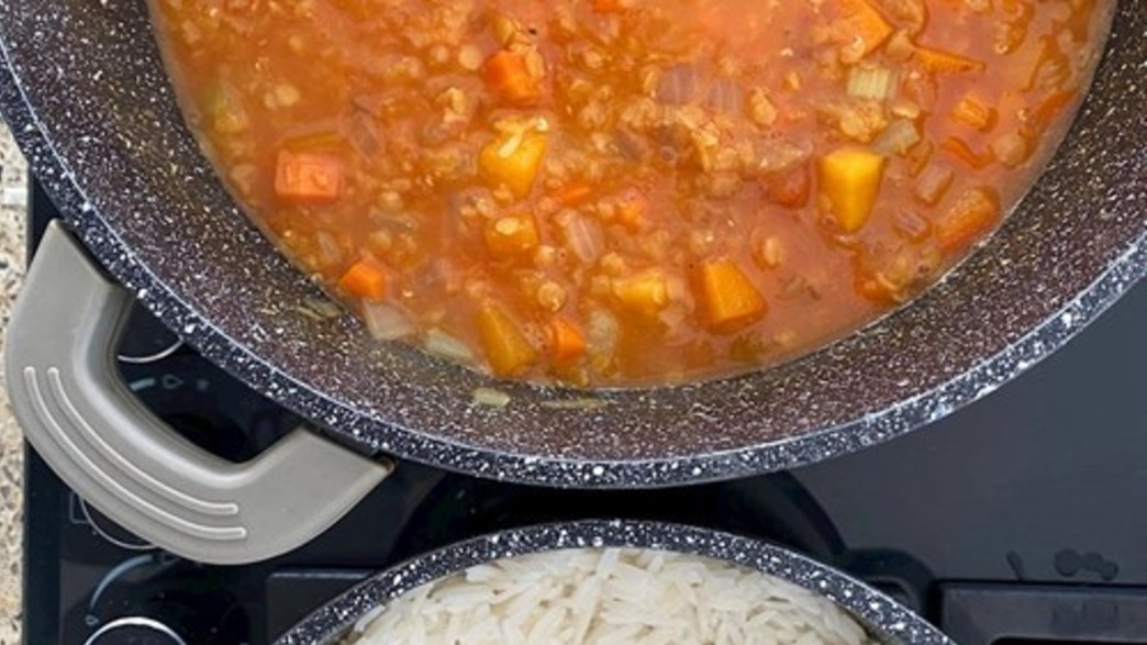 תבשיל ירקות כתומים של יעל גולדמן