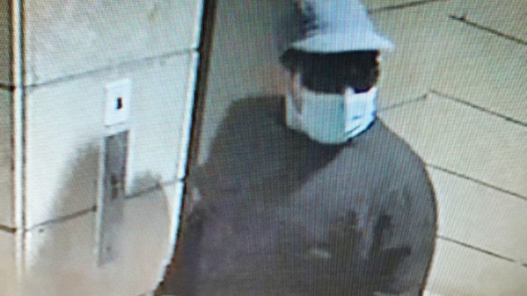 הבן שרצח את אמא שלו ברחובות