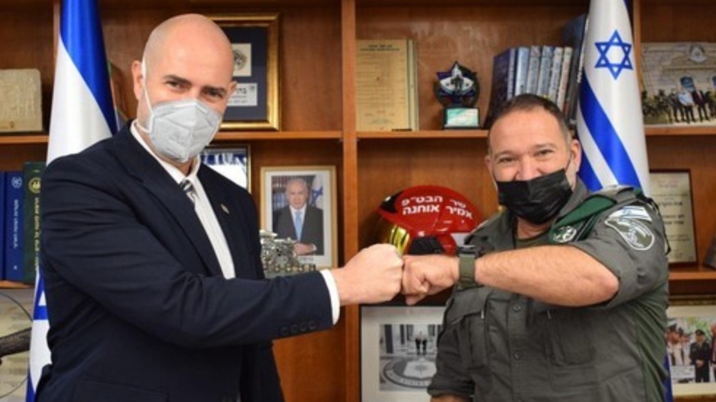 השר אמיר אוחנה