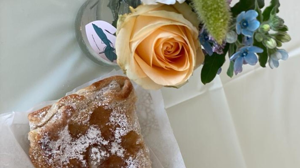 שטרודל תפוחים - ליקי רוזנברג