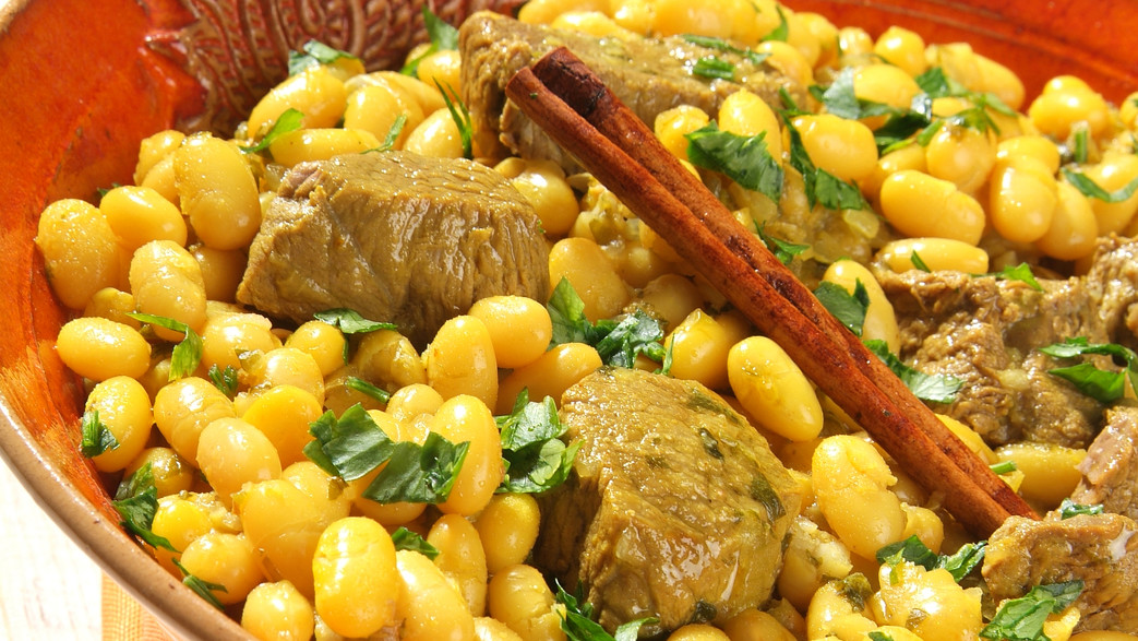 קדרת שעועית, כורכום ופטרוזיליה של פסקל