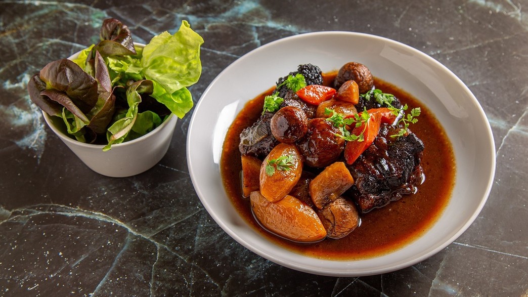 ביף בורגיניון - הוטל מונטיפיורי