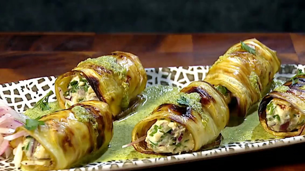 קנלוני חציל ממולא בקבב לוקוס