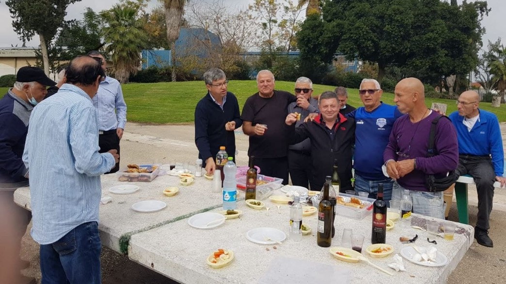 ראש עיריית רמלה נצפה מפר הנחיות ראש עיריית רמלה נצפה מפר הנחיות