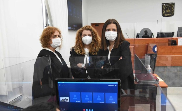 צוות התביעה במשפט נתניהו (צילום: POOL New, ראובן קסטרו)
