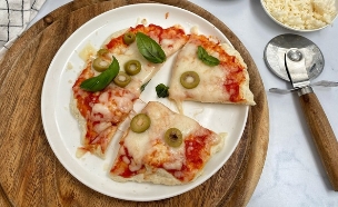 פיצה במיקרו (צילום: רון יוחננוב, mako אוכל)