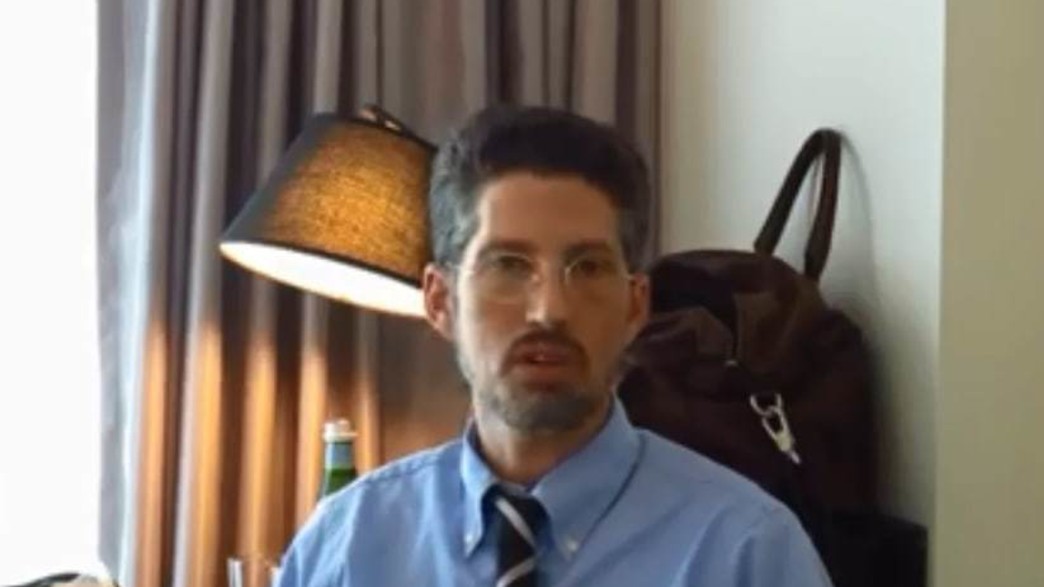 אורן כחולי הרופא המתחזה