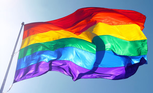 דגל הגאווה (צילום: Natasha Kramskaya, Shutterstock)
