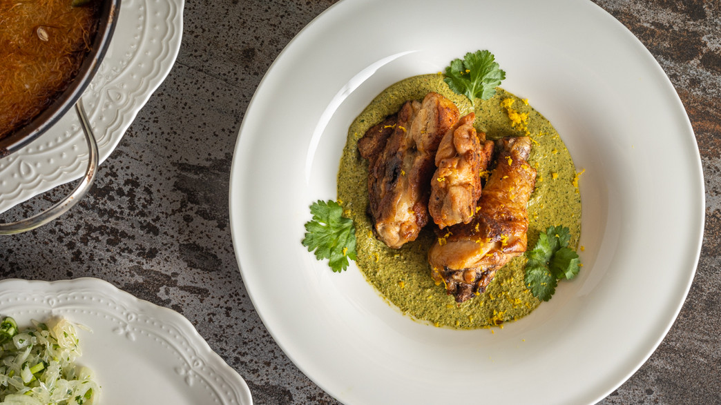 עוף ברוטב אגוזי מלך