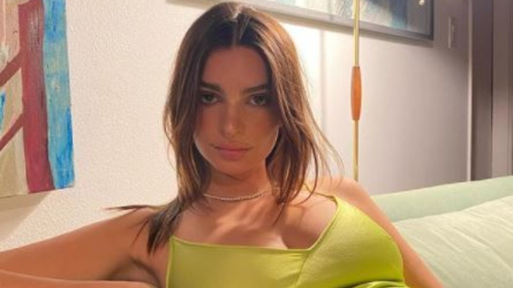 אמילי רטאייקאוסקי  אמילי רטאייקאוסקי