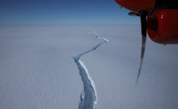 קרחון בגודל של לונדון התנתק מאנטארקטיקה (צילום: British Antarctic Survey)