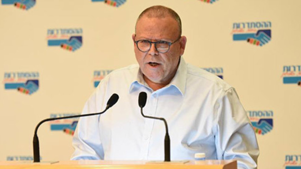 יתמוך בפרץ. ארנון בר-דוד