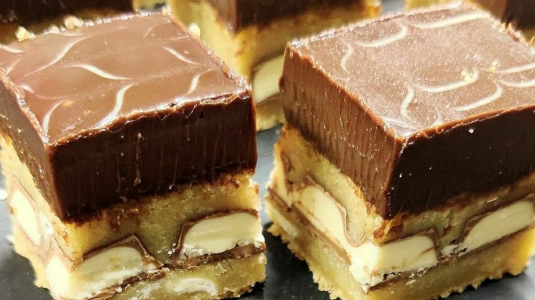 בלונדיז של גל בוכניק