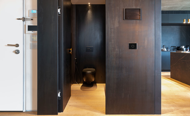 דלתות שחורות, עיצוב מירב רבינוביץ (צילום: שי אפשטיין)