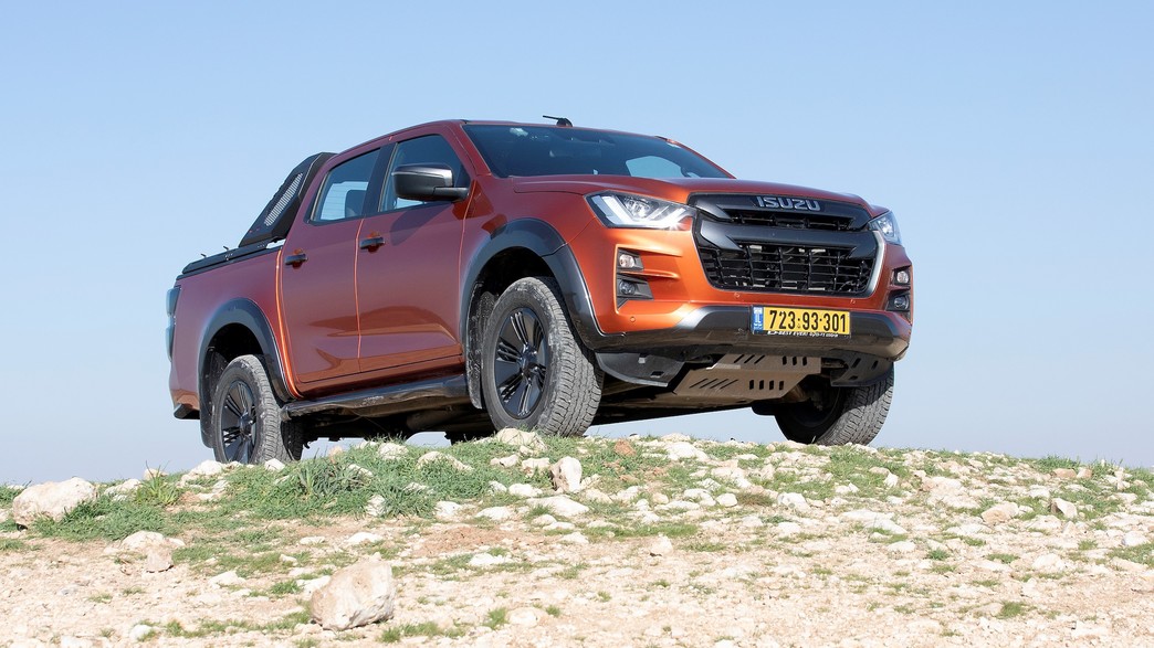 בא לעבוד: איסוזו דימקס החדש במבחן בא לעבוד: איסוזו דימקס החדש במבחן