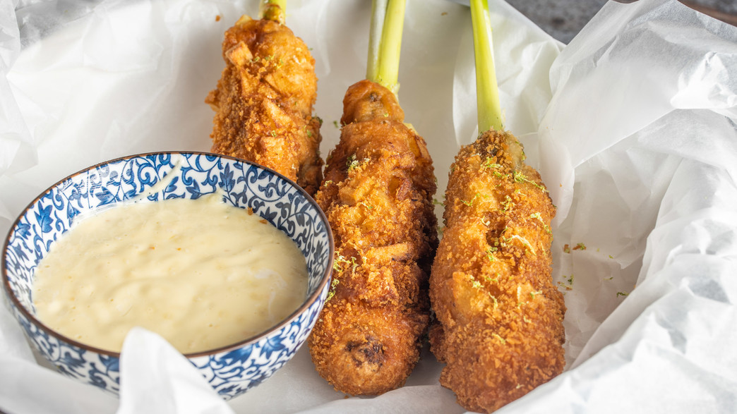 ספינג' קבב דגים וצ'יפס על מקל למון גראס - אסף דיי