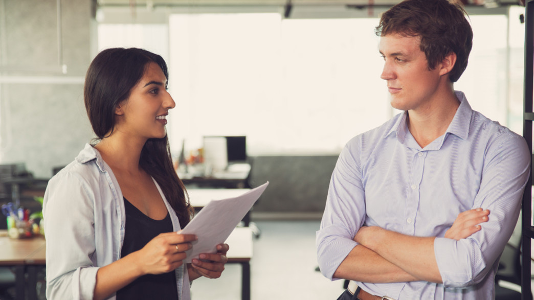 עובדים במשרד