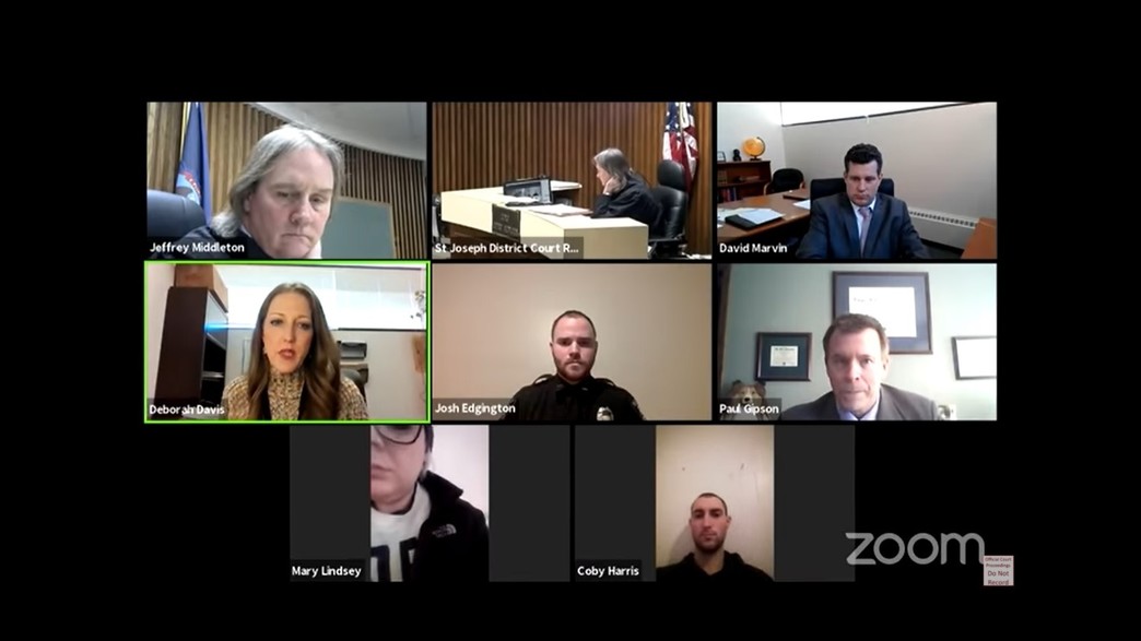 בית המשפט בזום במישיגן