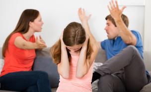 גירושים עם ילדים, הורים רבים (צילום: shutterstock)