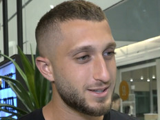 המפורסמים חוזרים לחדר הכושר באווירת מסיבה (צילום: מתוך 