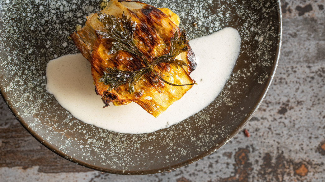 גויאבה ממולאת ברוטב שמנת חופית סרמילי