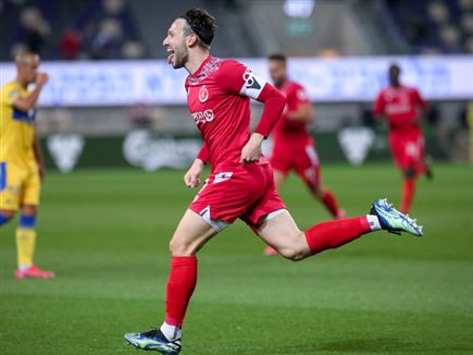 אלטמן הבקיע ראשון (אלן שיבר)