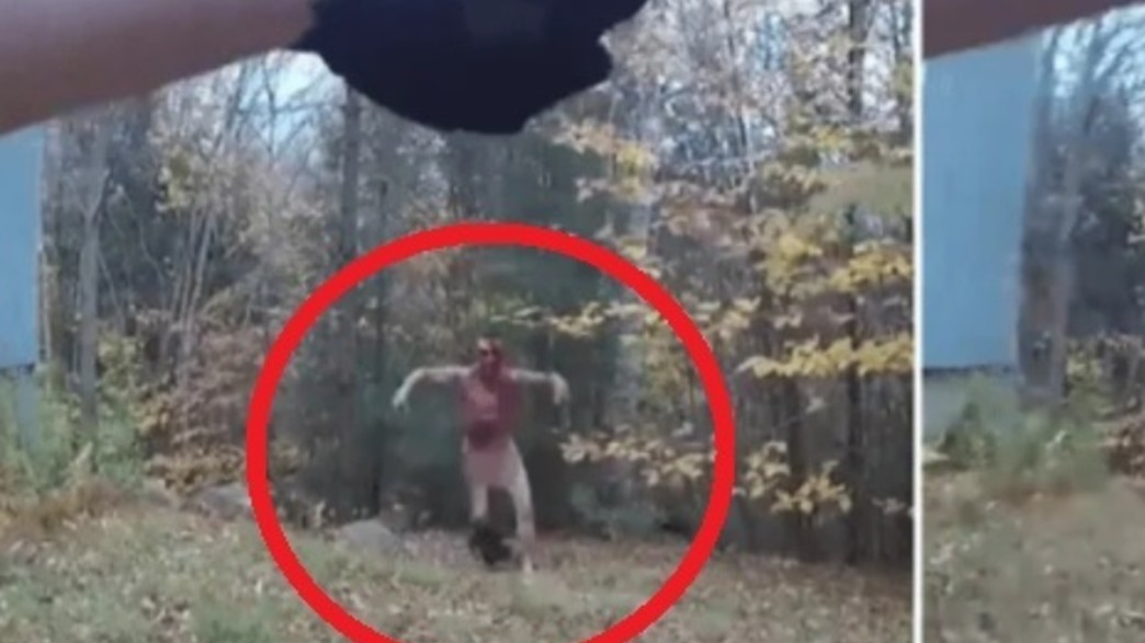 גבר עירום מדמם גבר עירום מדמם