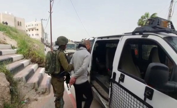 גל מעצרים ביהודה ושומרון (צילום: חדשות 12)