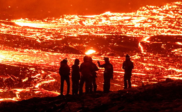 התפרצות הר הגעש באיסלנד (צילום: reuters)