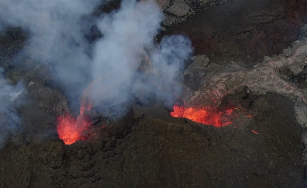 התפרצות הר געש (צילום: רויטרס)
