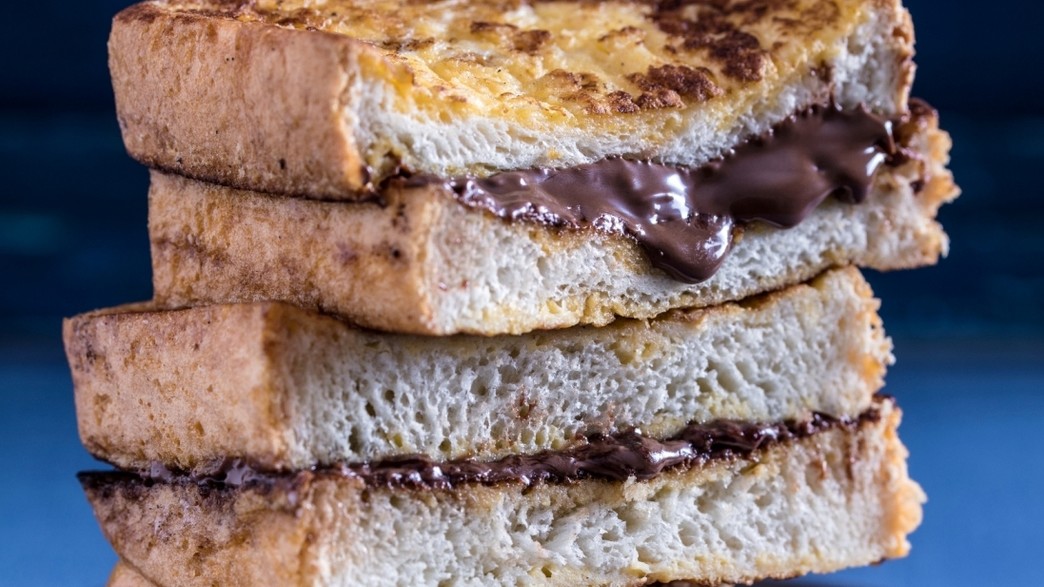 פרנץ' טוסט נוטף נוטלה עם שלאג