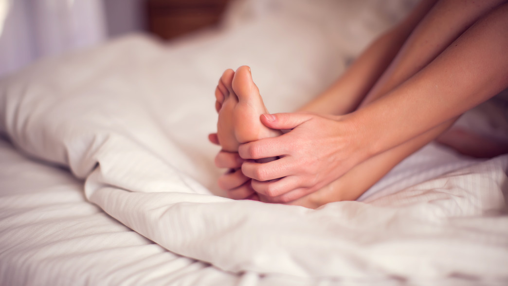כאבים ברגל (צילום: aleks333, Sutterstock)