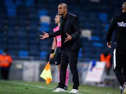 גיא לוזון. הגיע באוטובוס, כמיטב המסורת (מאור אלקסלסי)