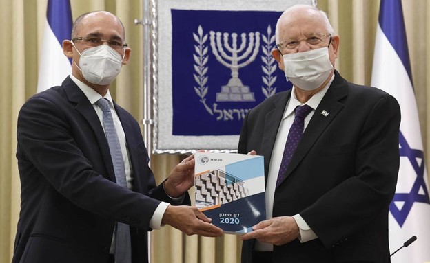 נגיד בנק ישראל אמיר ירון ונשיא המדינה ריבלין (צילום: מארק ניימן, לע"מ)