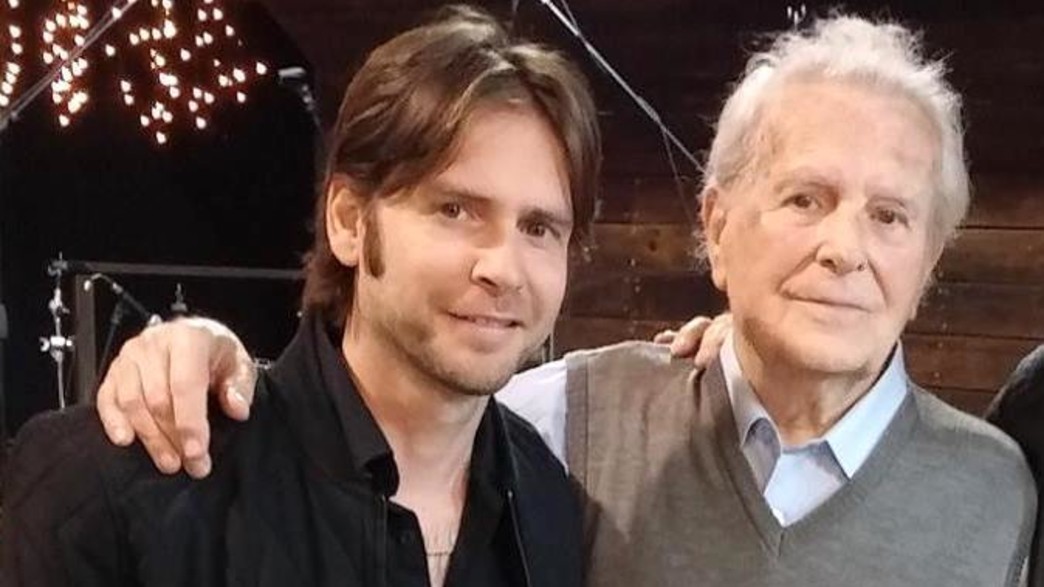 פיטר ולסלו רוט פיטר ולסלו רוט