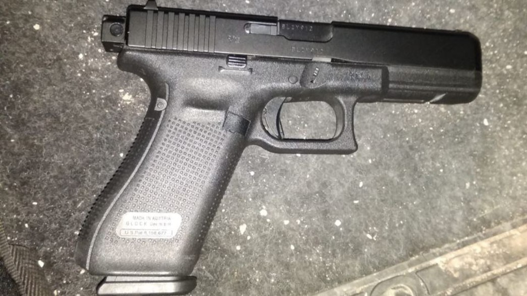 אקדח, קללאנסווה, קלנסווה, גוף, ילד