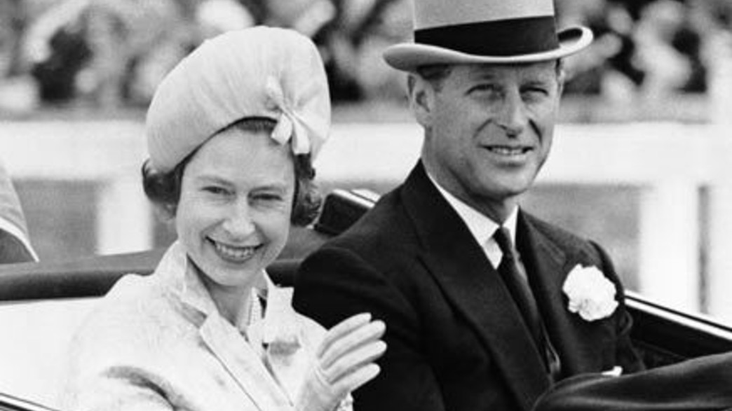 אליזבת' ובעלה פיליפ ביום ההכתרה אליזבת' ובעלה פיליפ ביום ההכתרה