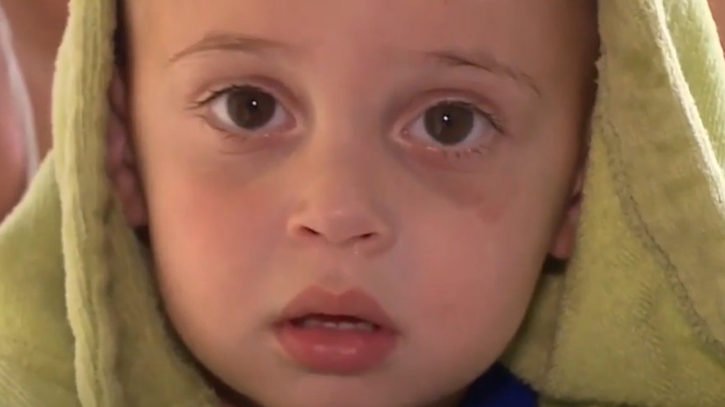 התינוק הציל את עצמו מטביעה